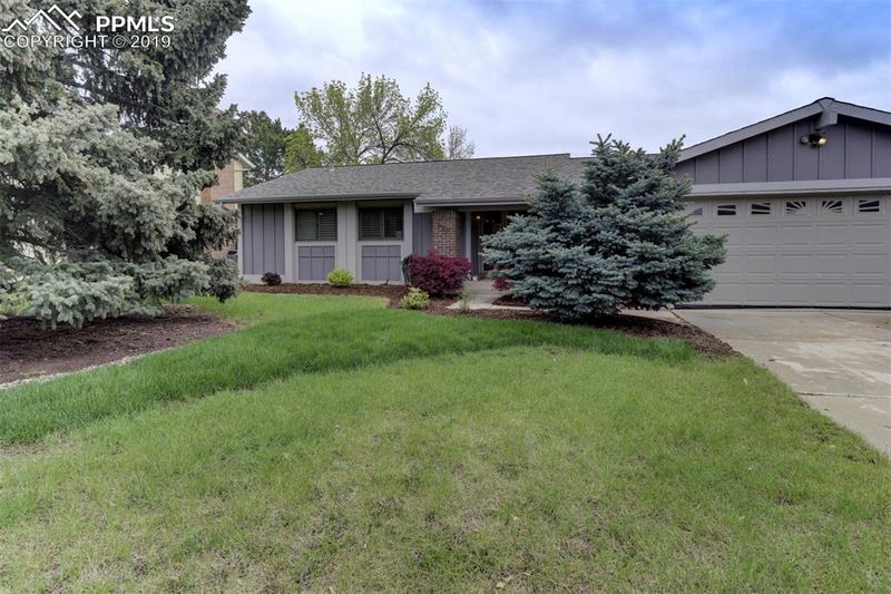 620 Gilcrest Rd, Colorado Springs, CO 80906