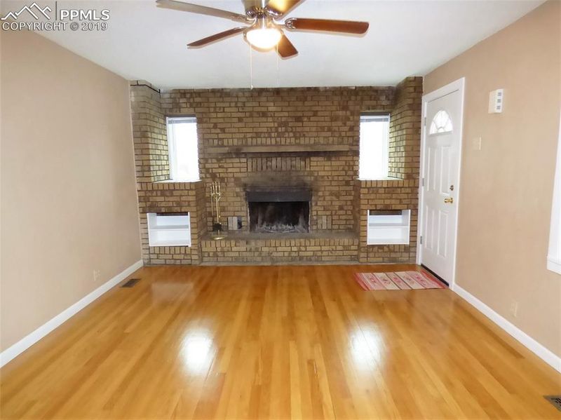 620 Prairie Rd, Colorado Springs, CO 80909