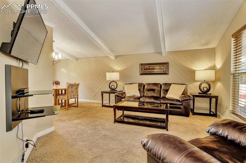 6205 Mach 1 Dr, Colorado Springs, CO 80918