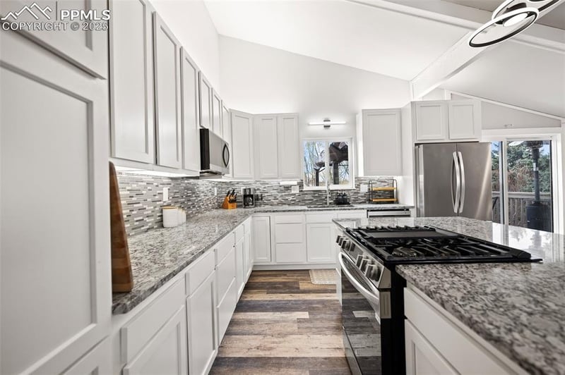 6205 Mach 1 Dr, Colorado Springs, CO 80918