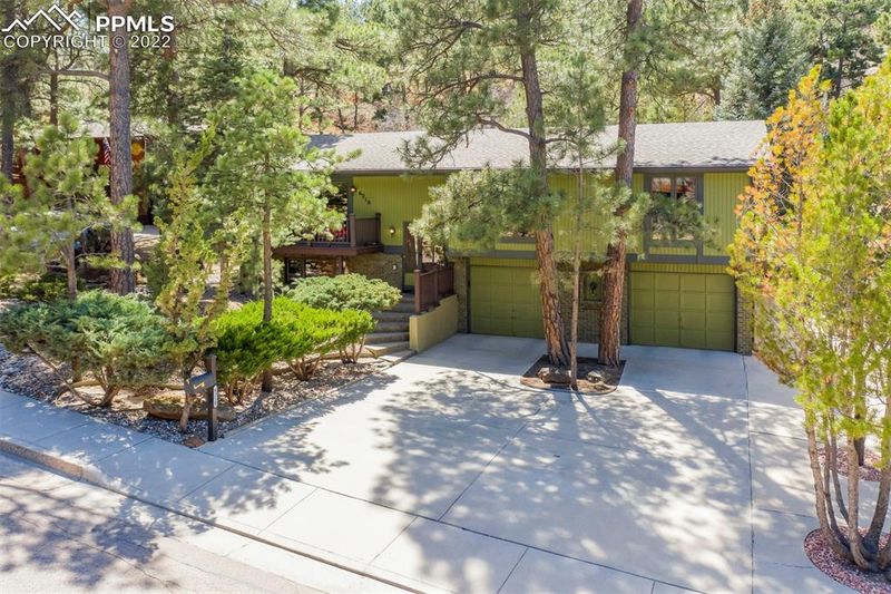 6210 Garlock Way, Colorado Springs, CO 80918