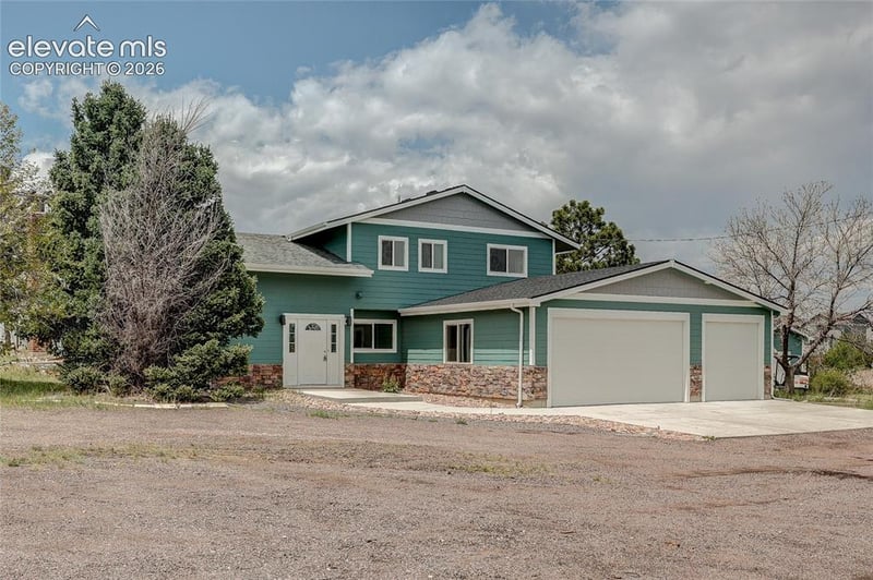6210 Luther Rd, Colorado Springs, CO 80927
