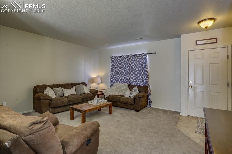 6211 Riverdale Dr, Colorado Springs, CO 80923