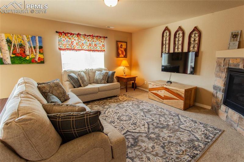 6217 Finglas Dr, Colorado Springs, CO 80923