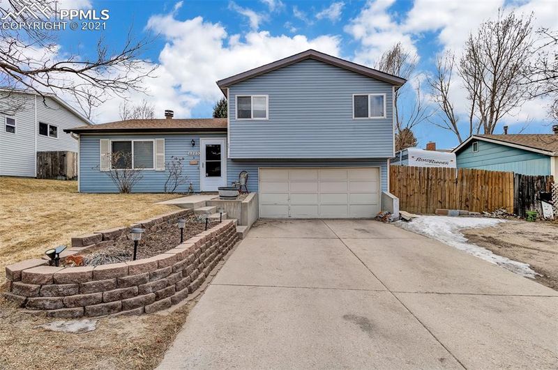 6225 Powder Puff Dr, Colorado Springs, CO 80918