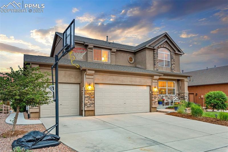 6229 Harney Dr, Colorado Springs, CO 80924