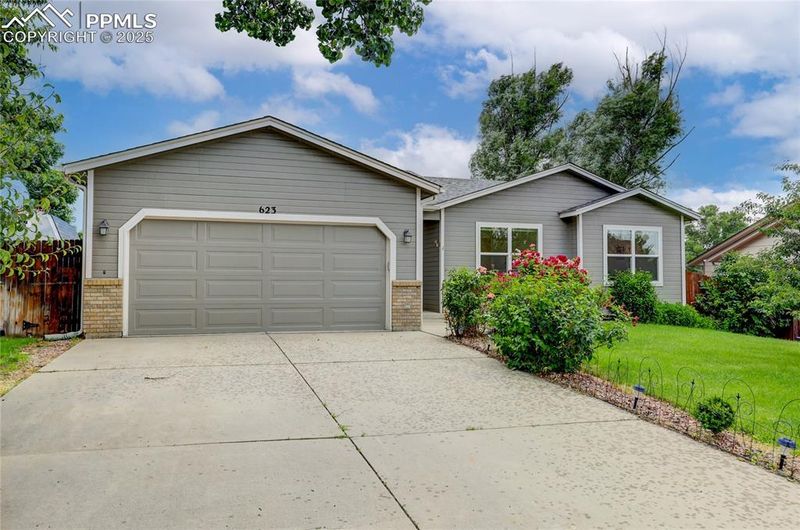 623 Seawell Dr, Colorado Springs, CO 80911