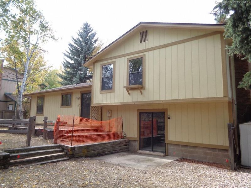 6235 Lange Dr, Colorado Springs, CO 80918