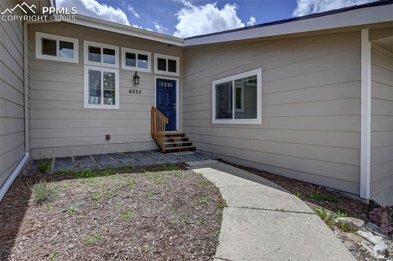 6235 Mach 1 Dr, Colorado Springs, CO 80918