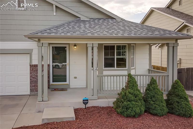 6237 Grand Mesa Dr, Colorado Springs, CO 80923
