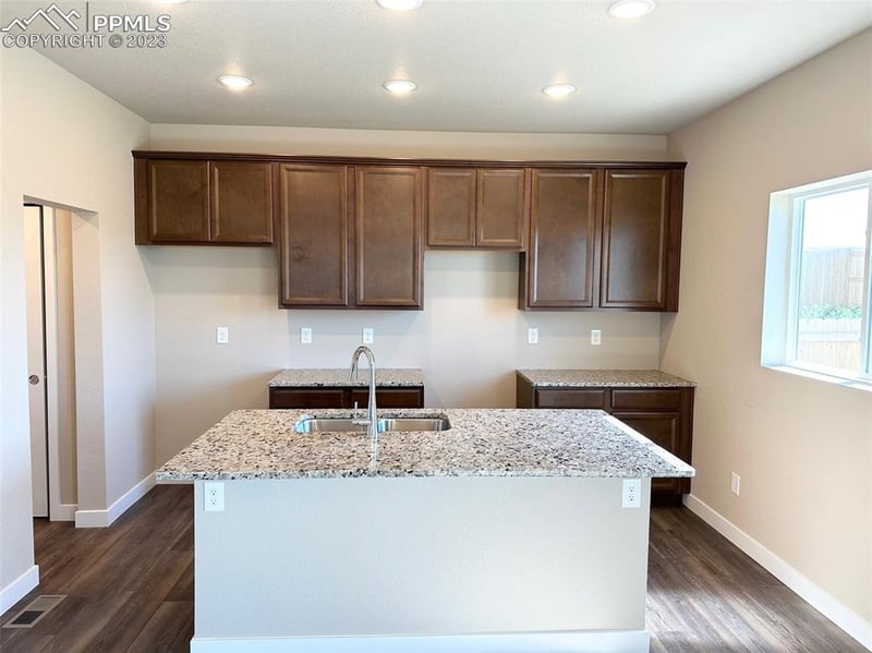 6241 Godwit Ln, Colorado Springs, CO 80925