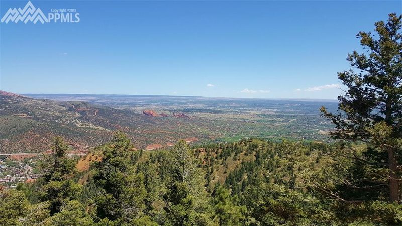 6249 Derby Rock Loop, Manitou Springs, CO 80829