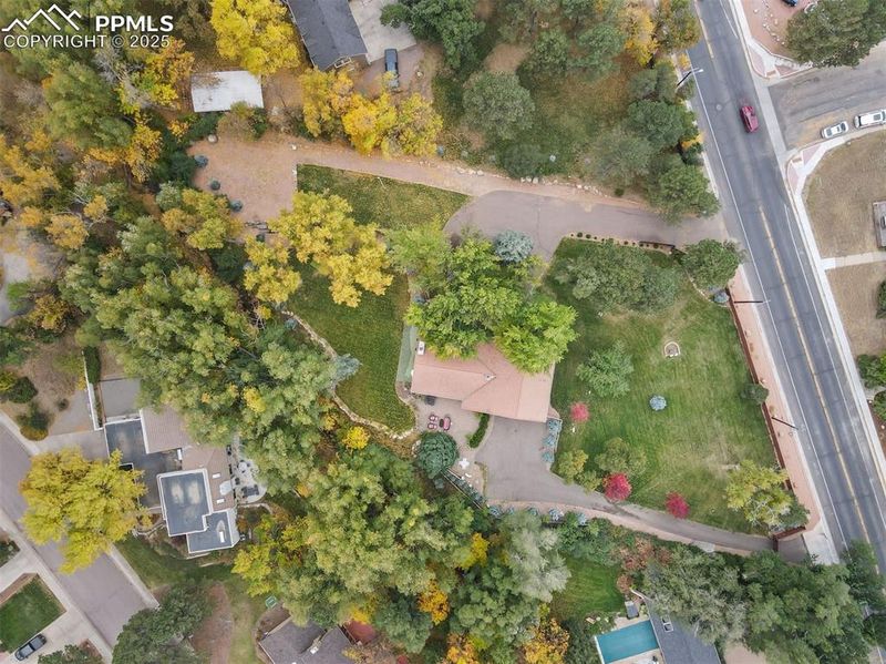 625 W Cheyenne Rd, Colorado Springs, CO 80906