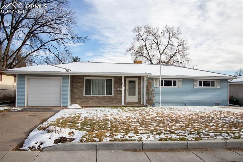 625 Hackberry Dr, Colorado Springs, CO 80911