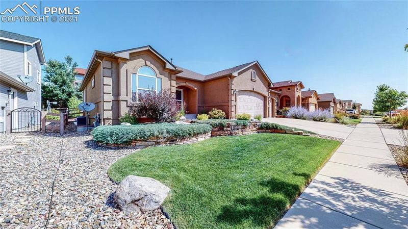 6250 Adamants Dr, Colorado Springs, CO 80924