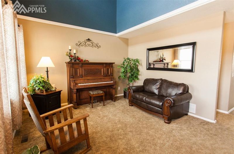 6250 Hartman Dr, Colorado Springs, CO 80923