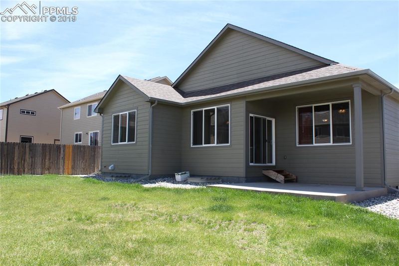 6252 Dancing Sky Dr, Colorado Springs, CO 80911