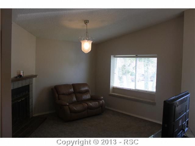 6262 Chantilly Pl, Colorado Springs, CO 80922