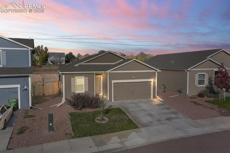 6262 Meadowbank Ln, Colorado Springs, CO 80925