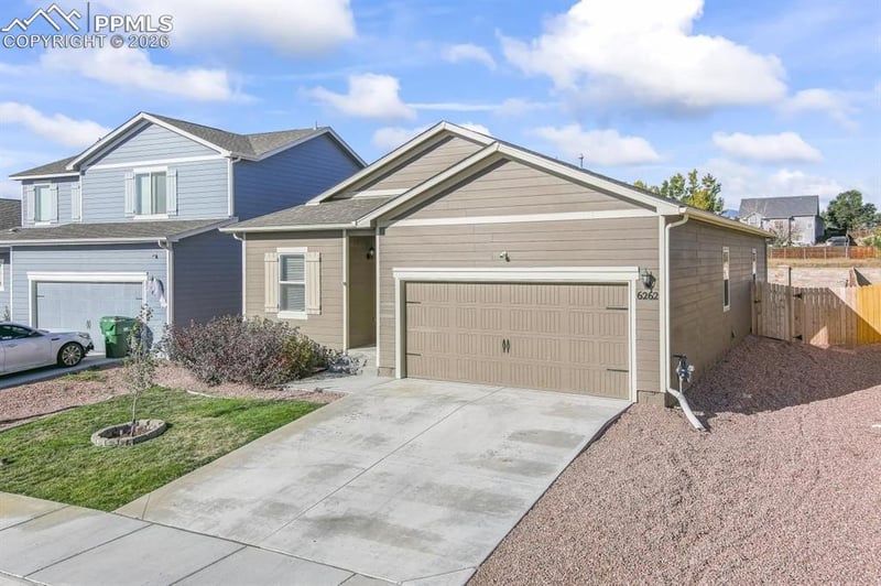 6262 Meadowbank Ln, Colorado Springs, CO 80925