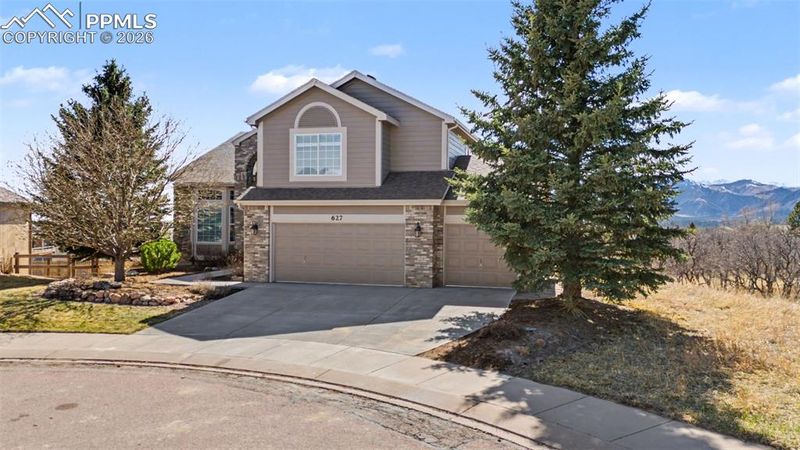 627 Junegrass Ct, Colorado Springs, CO 80921