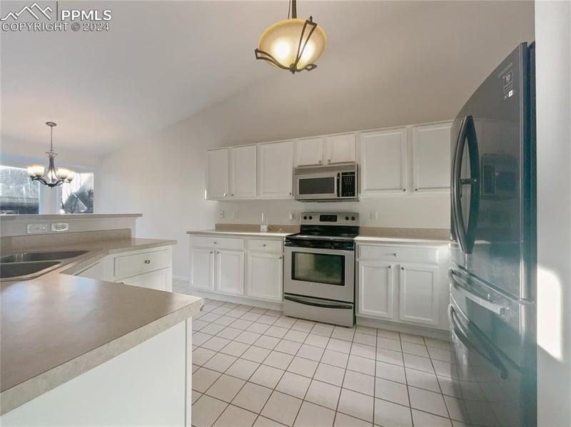 6275 Hartman Dr, Colorado Springs, CO 80923