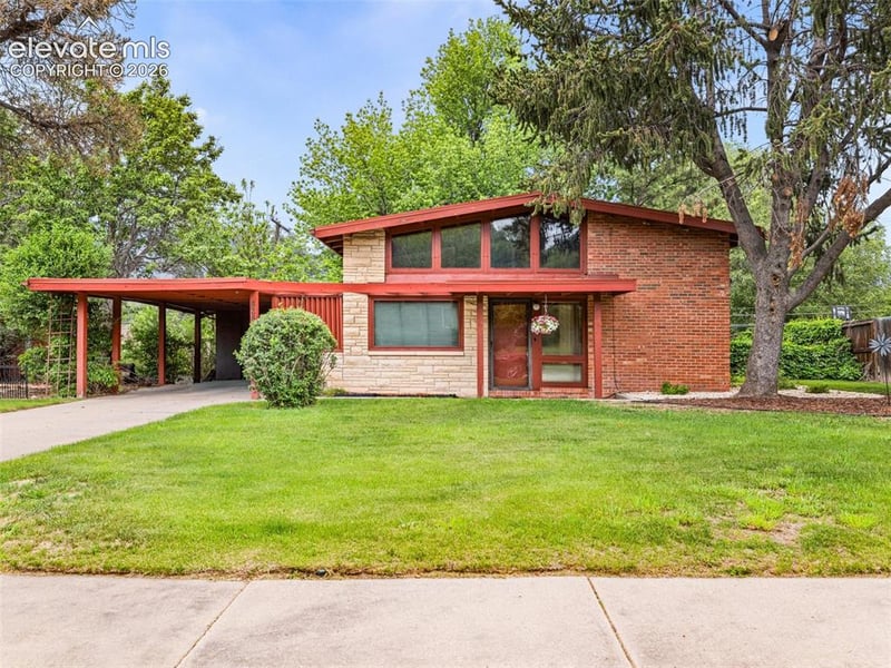 628 Castle Rd, Colorado Springs, CO 80904