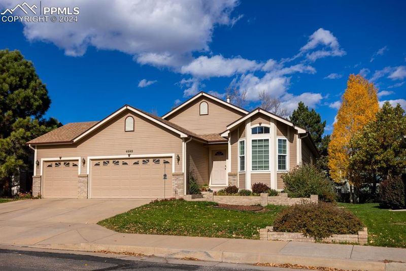 6282 Soaring Dr, Colorado Springs, CO 80918