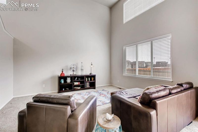 6283 Dancing Sky Dr, Colorado Springs, CO 80911
