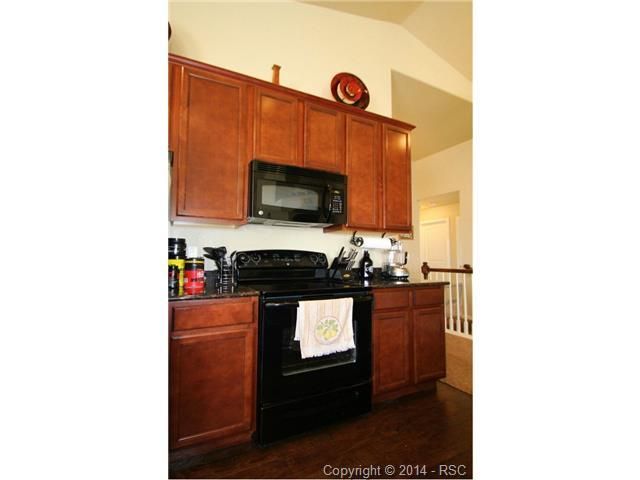 6284 Bearcat Loop, Colorado Springs, CO 80925