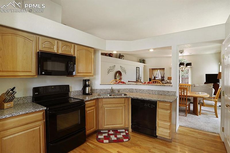 6285 Crested Butte Cir, Colorado Springs, CO 80919