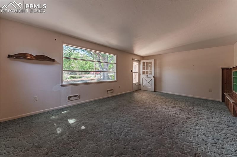 629 Columbia Rd, Colorado Springs, CO 80904