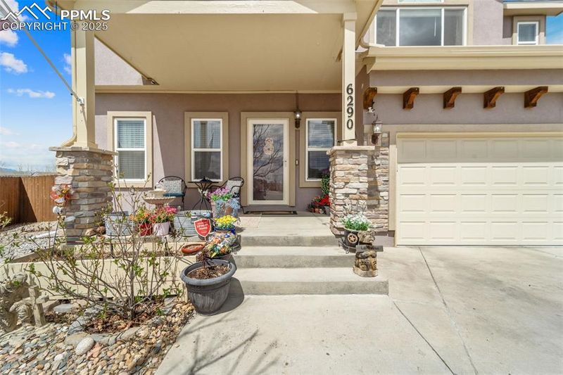 6290 Bearcat Loop, Colorado Springs, CO 80925