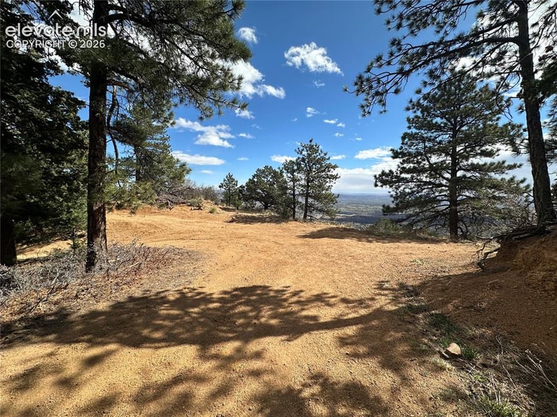 63 Sugar Loaf Rd, Manitou Springs, CO 80829