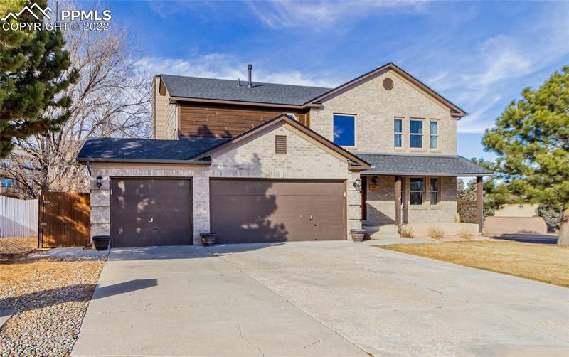 630 Echoglen Ct, Colorado Springs, CO 80906