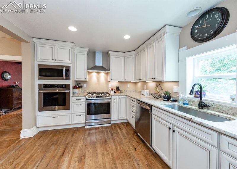 630 E Willamette Ave, Colorado Springs, CO 80903