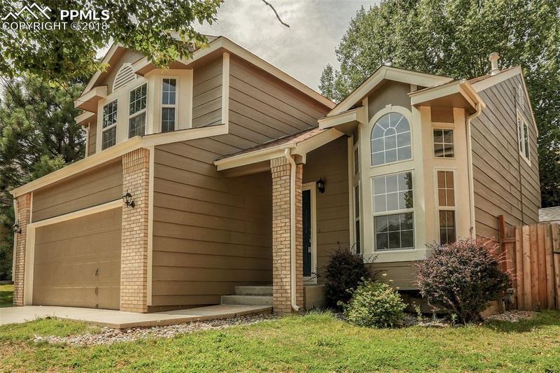 6310 Brightstar Dr, Colorado Springs, CO 80918