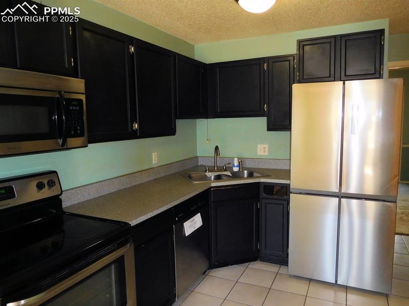 6317 Village Ln, Colorado Springs, CO 80918