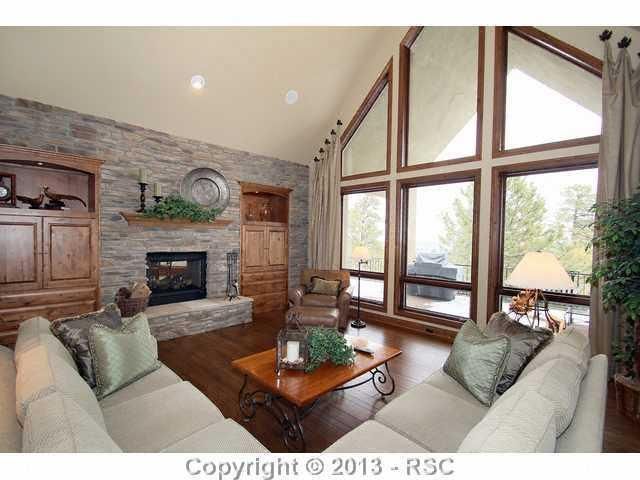 632 Silver Oak Grv, Colorado Springs, CO 80906
