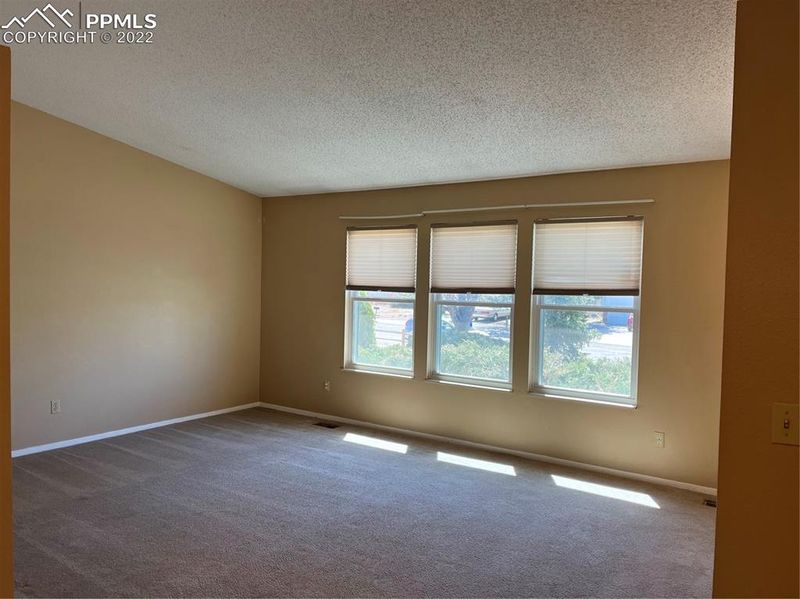 6326 Lange Dr, Colorado Springs, CO 80918
