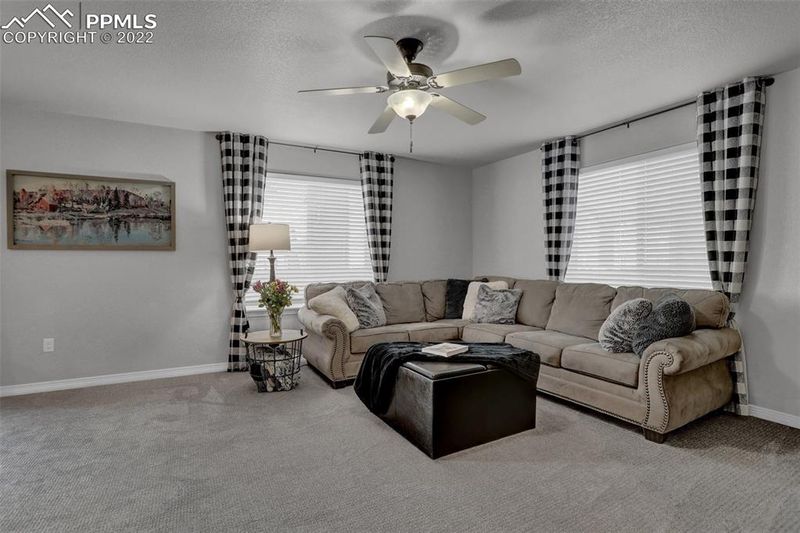 6327 Wallowing Way, Colorado Springs, CO 80925