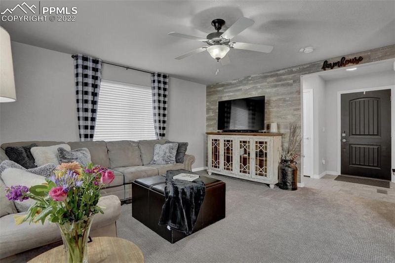 6327 Wallowing Way, Colorado Springs, CO 80925