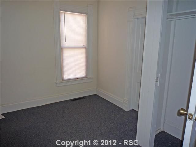 633 N Corona St, Colorado Springs, CO 80903