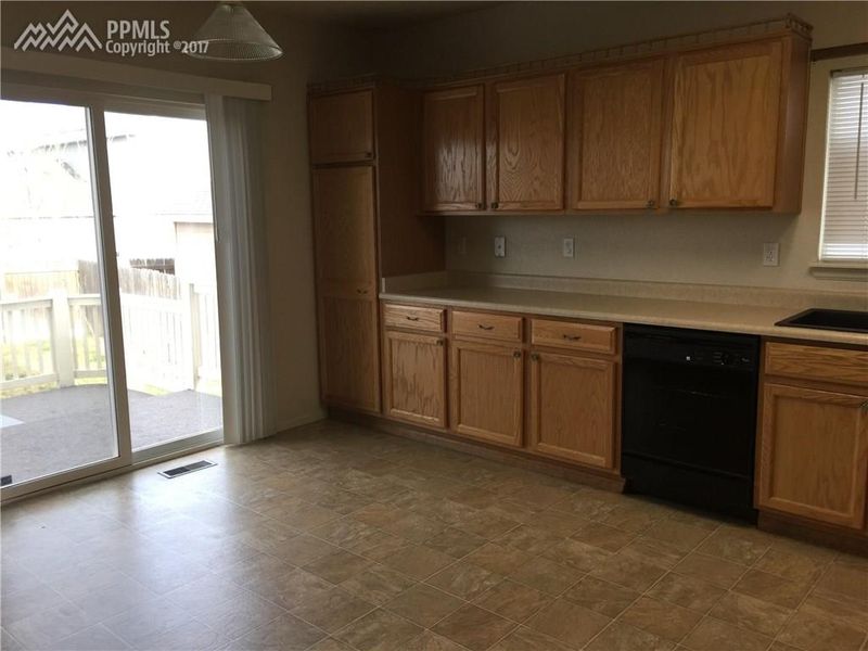 6335 Hartman Dr, Colorado Springs, CO 80923