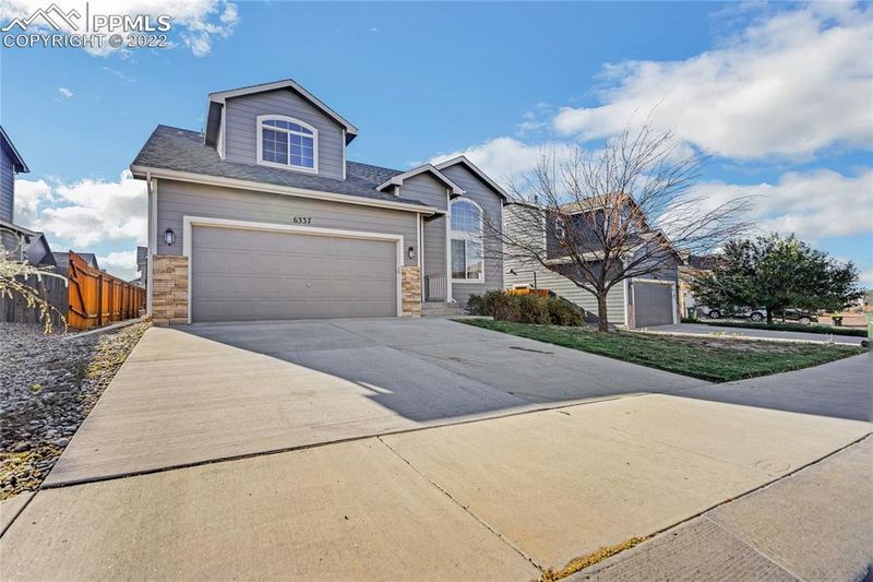 6337 Dancing Moon Way, Colorado Springs, CO 80911