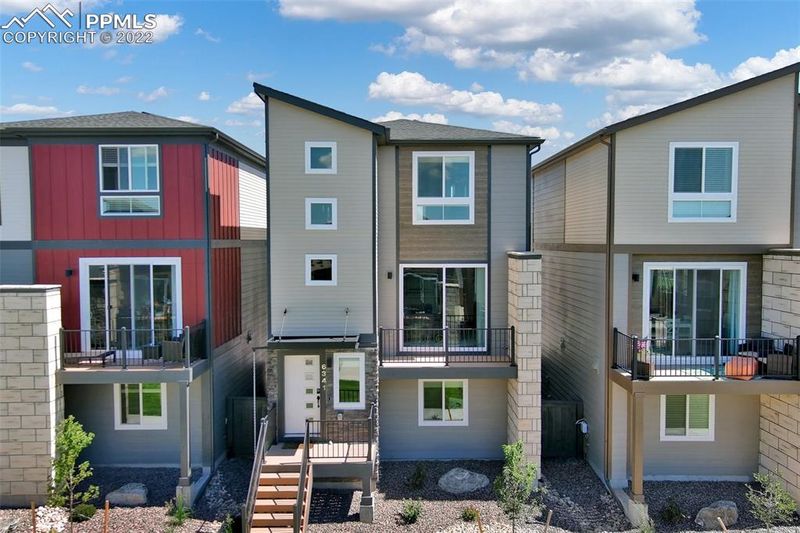 6341 Hijinks Ln, Colorado Springs, CO 80924