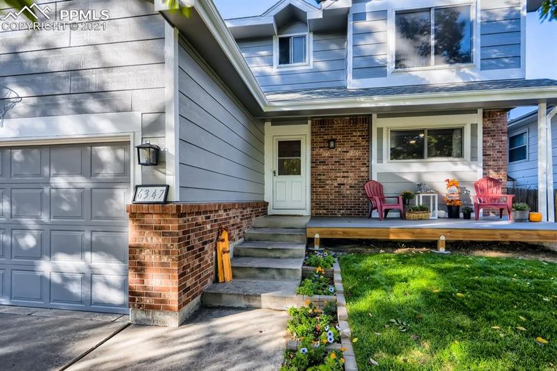 6347 Fall River Dr, Colorado Springs, CO 80918