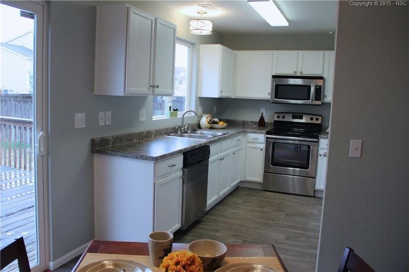 6347 Sonny Blue Dr, Colorado Springs, CO 80923