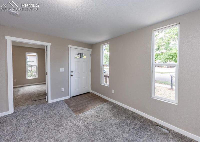 635 Maple St, Colorado Springs, CO 80903