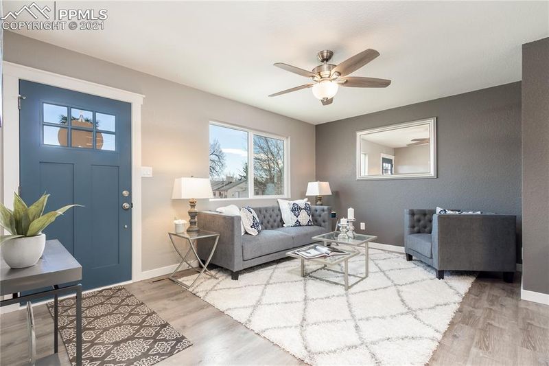 635 Pear St, Pueblo, CO 81005